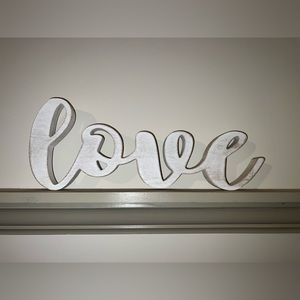 Love block letter wall decor